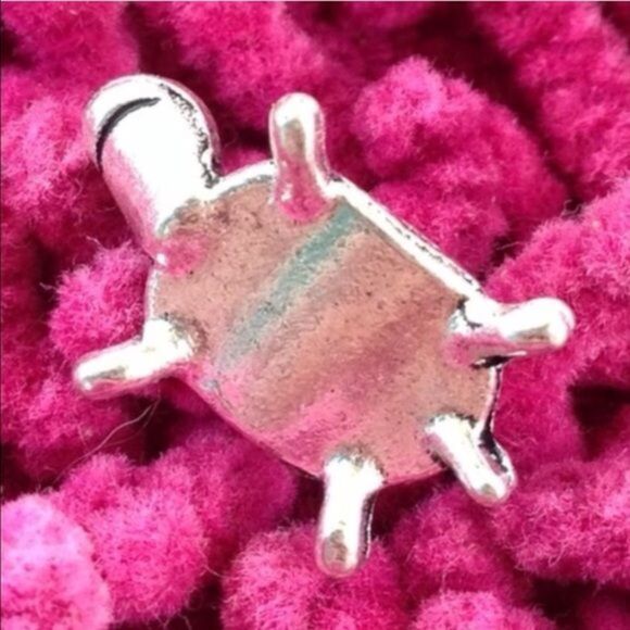 Turtle Charm  - Picture 4 of 4